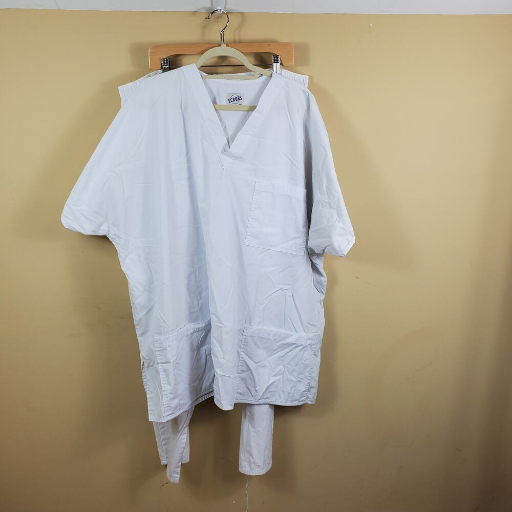 S.C.R.U.B.S White Set of Scrubs Women's Size 4XL